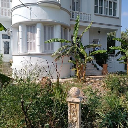 Tower Traditional Pool Villa Kremastí Eksteriør billede