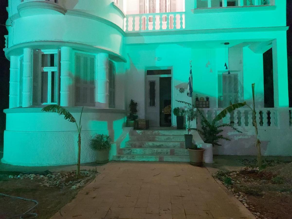 Tower Traditional Pool Villa Kremastí Eksteriør billede